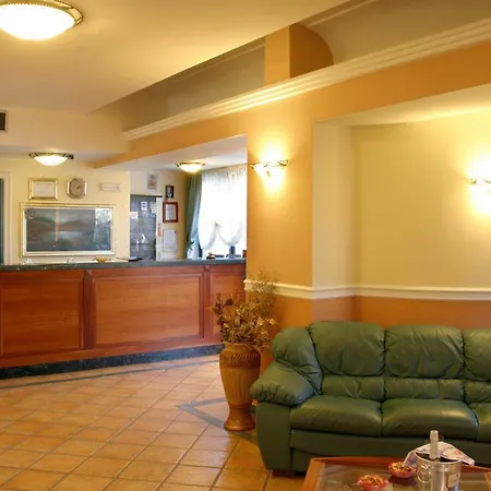 美丽迪雅诺酒店